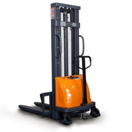 Empilhadeira Semi Elétrica para 1.500kg com Elevação de 3,0m